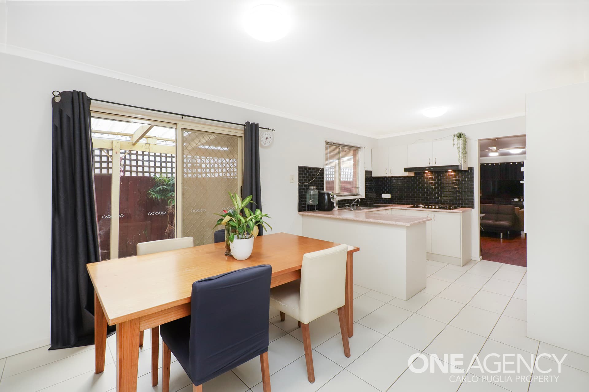 13 Bottlebrush Court, Sunshine West, Sunshine West - Thumbnail 4