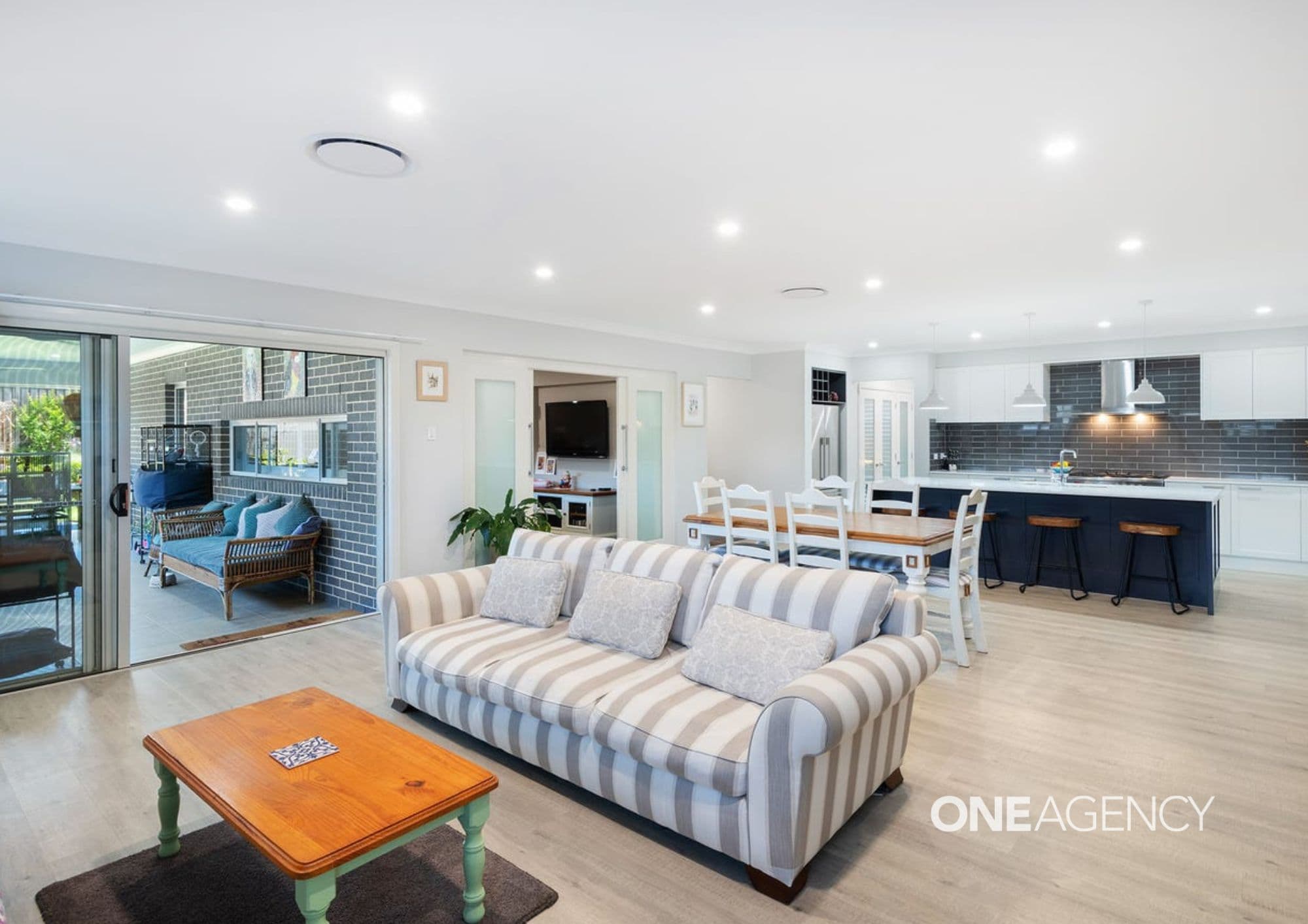 69 Tahnee Street, Sanctuary Point, Sanctuary Point - Thumbnail 4