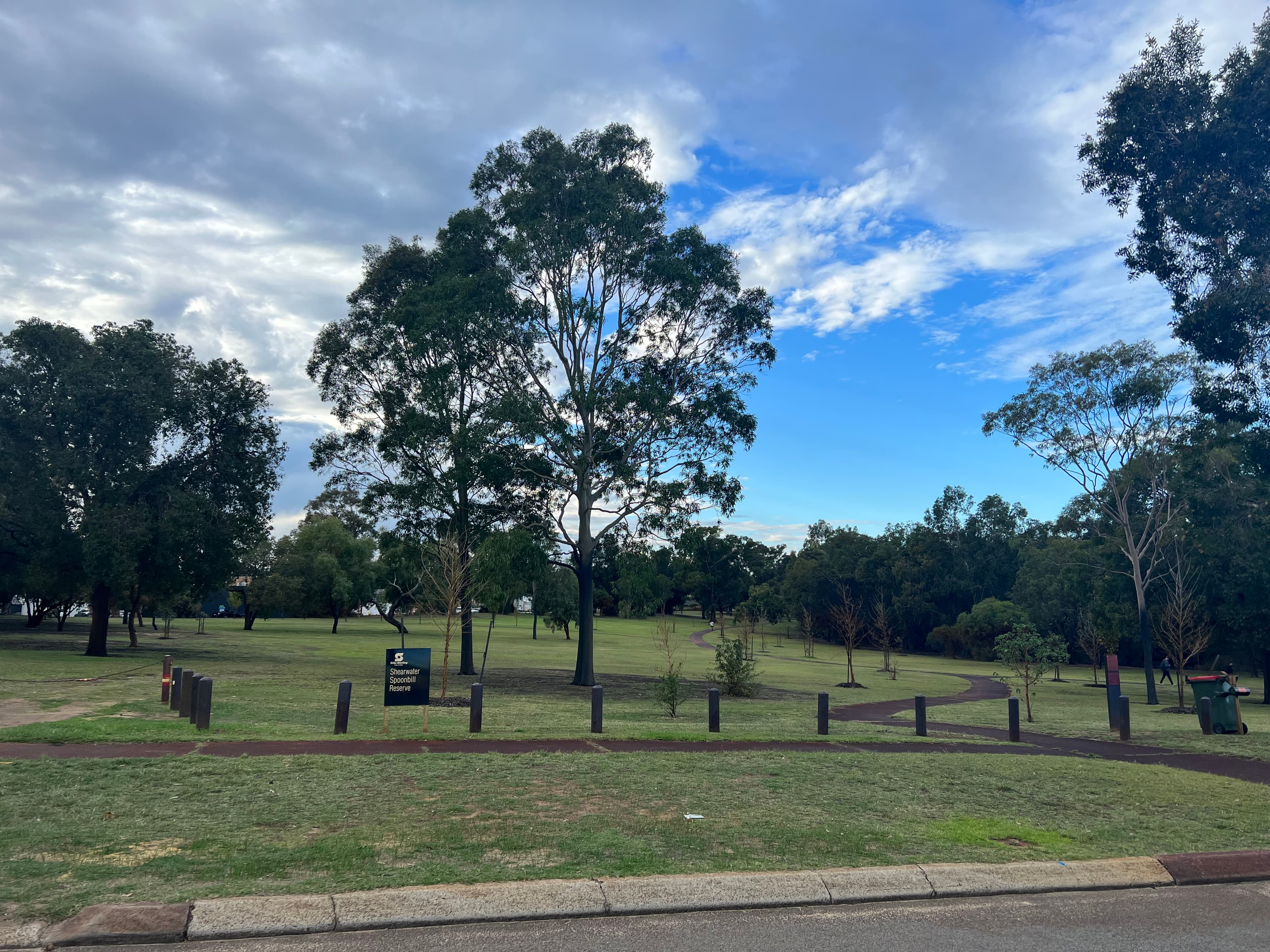 3 Spoonbill Road, Stirling, Stirling - Thumbnail 2