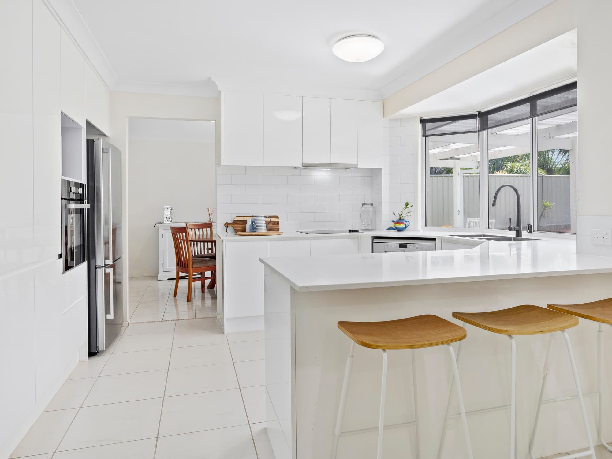 21 Oakland Court, Burleigh Waters, Burleigh Waters - Thumbnail 5