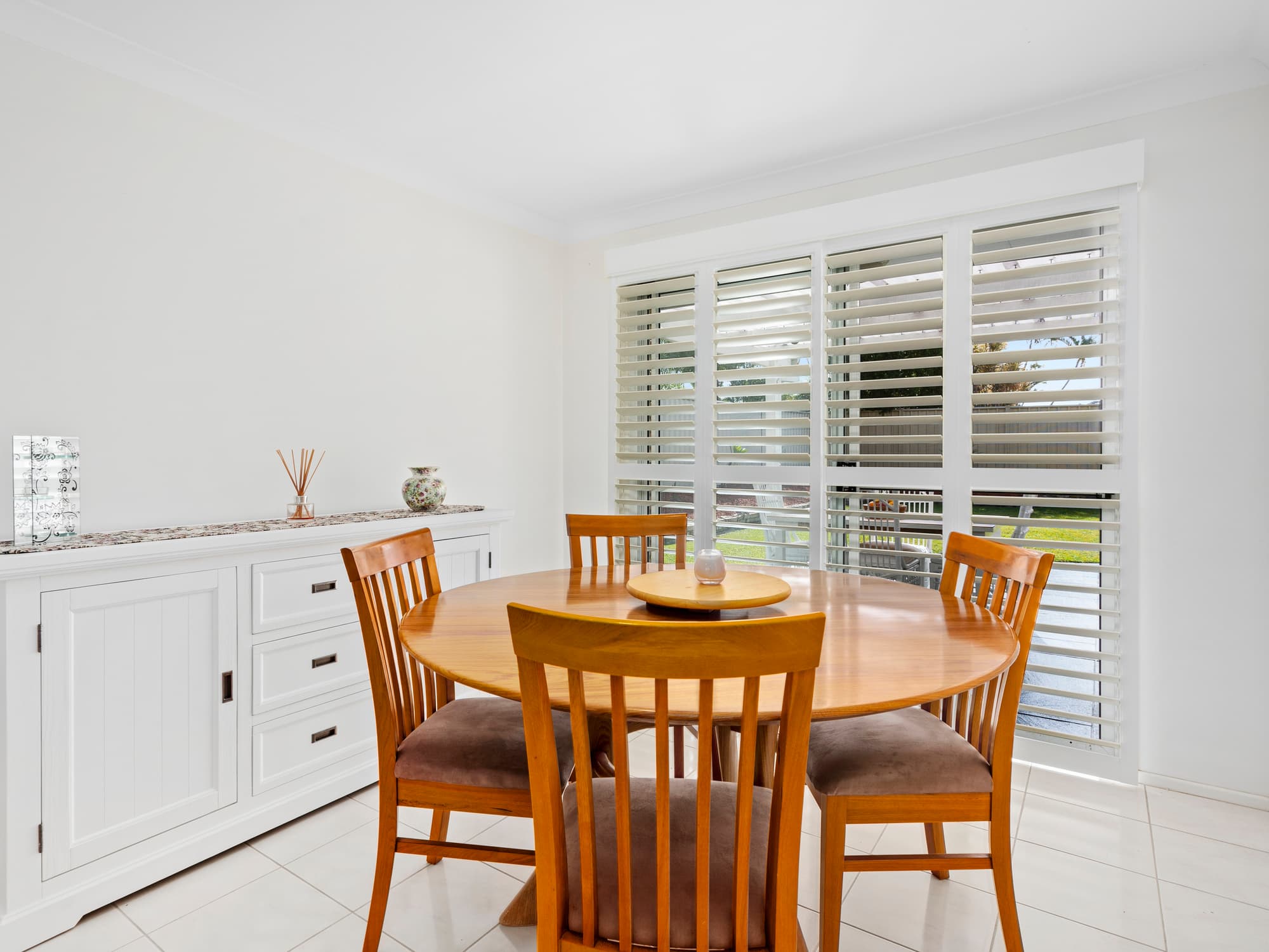 21 Oakland Court, Burleigh Waters, Burleigh Waters - Thumbnail 4