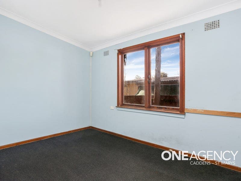 16 Weber Crescent, Emerton, Emerton - Thumbnail 5