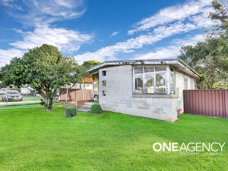 16 Weber Crescent, Emerton, Emerton - Image 1