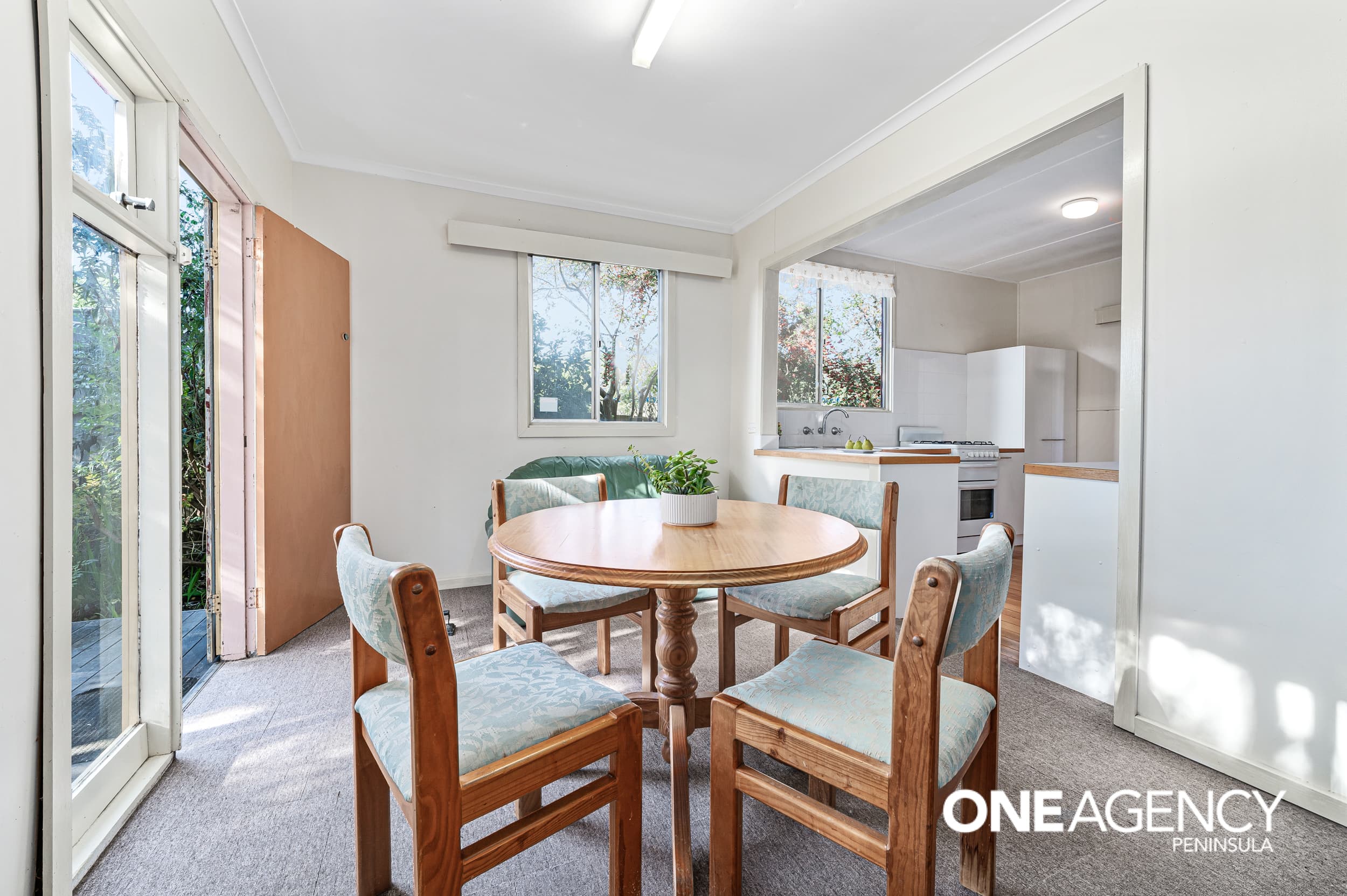 32 Fern Grove, Rye, Rye - Thumbnail 6