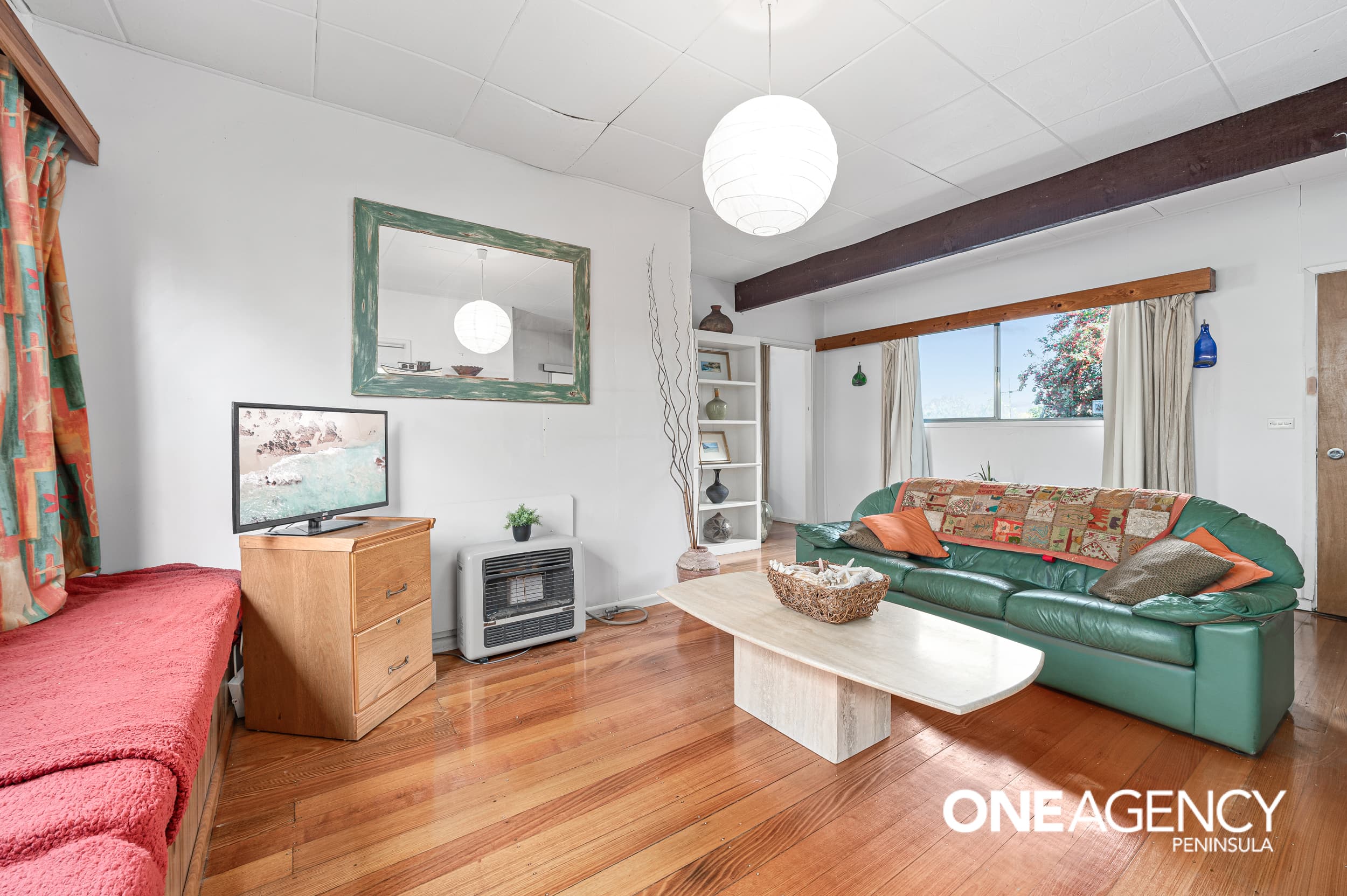 32 Fern Grove, Rye, Rye - Thumbnail 2