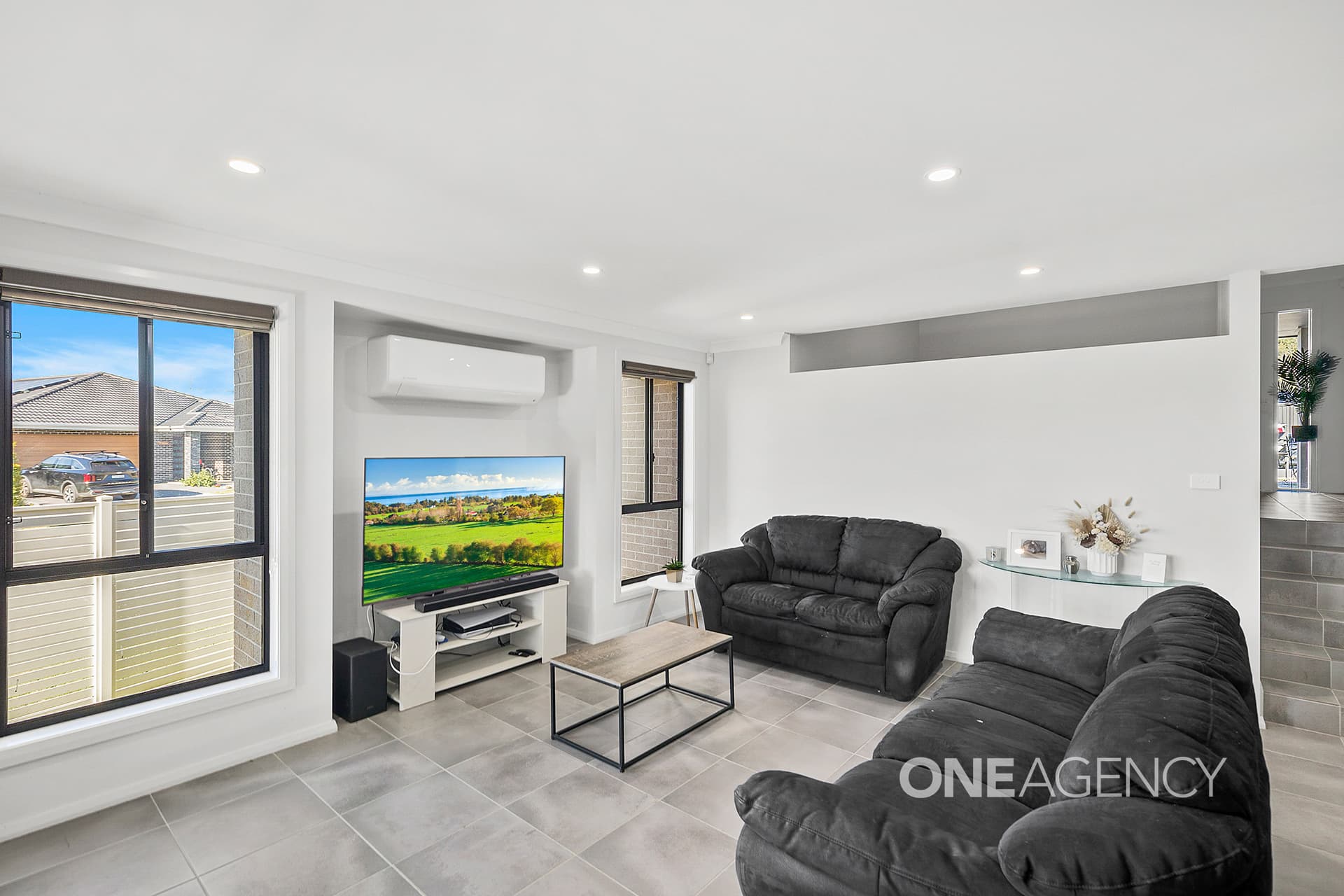 13 Dairyman Place, Calderwood, Calderwood - Thumbnail 4