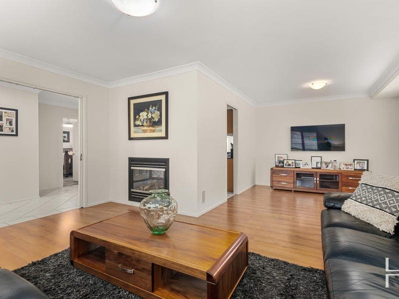 19 Burnett Place, Albion Park, Albion Park - Thumbnail 2