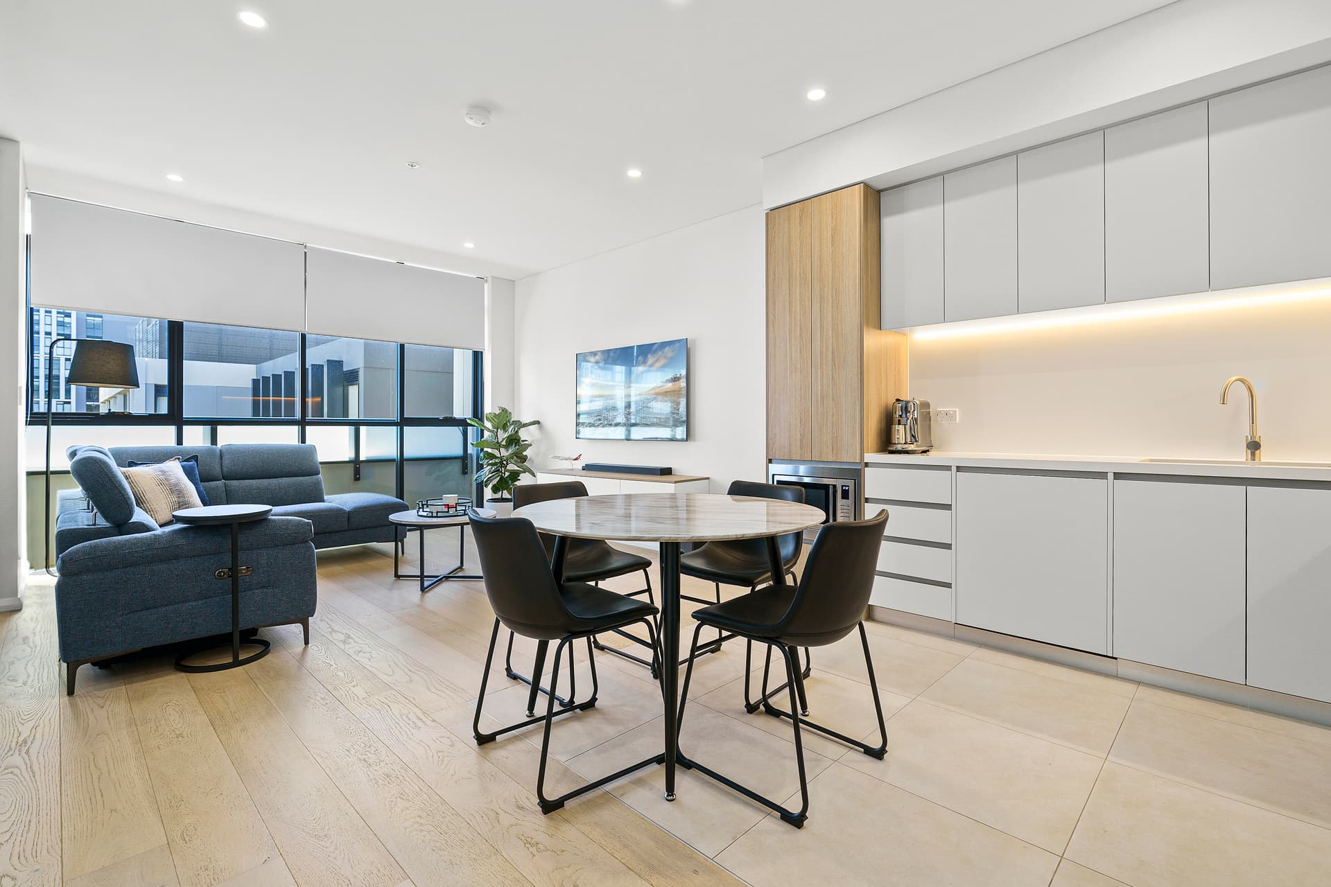 715/10 Village Place, Kirrawee, Kirrawee - Thumbnail 3
