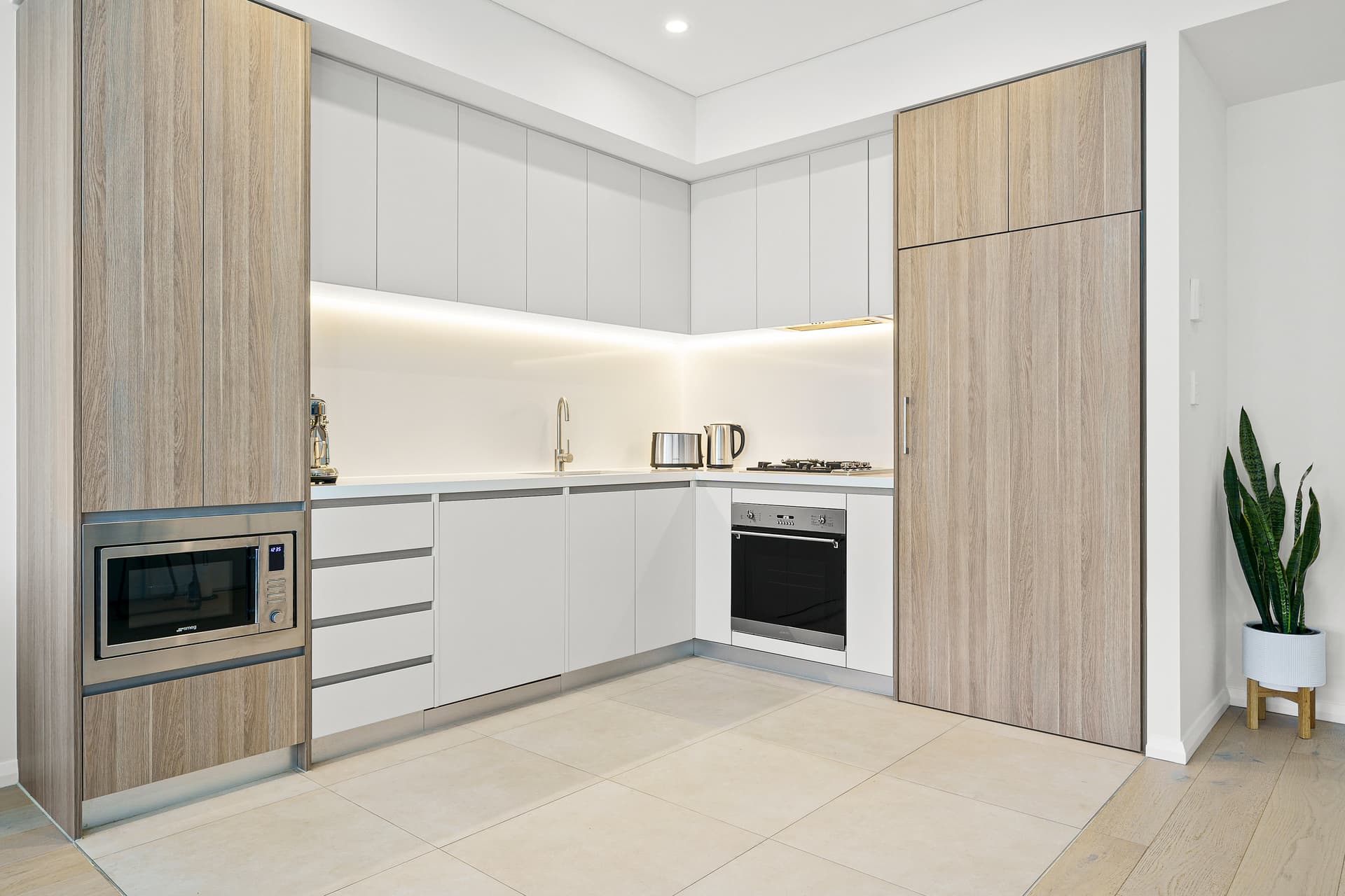 715/10 Village Place, Kirrawee, Kirrawee - Thumbnail 4