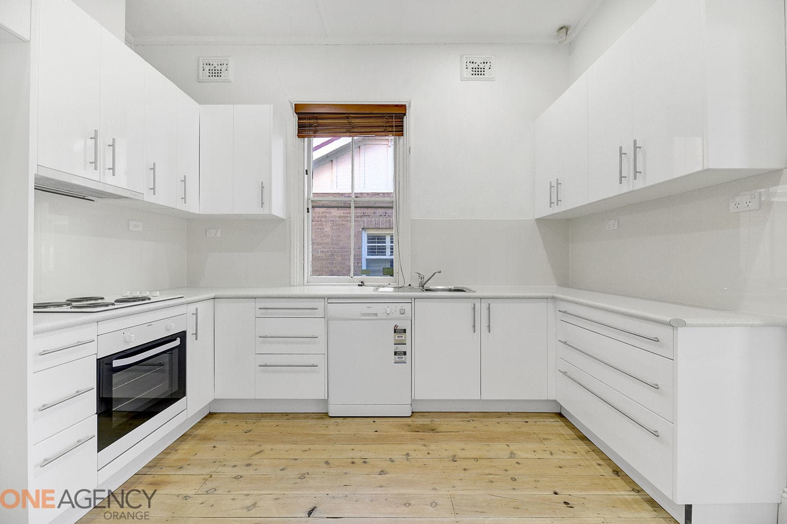 114 McLachlan Street, Orange, Orange - Thumbnail 2