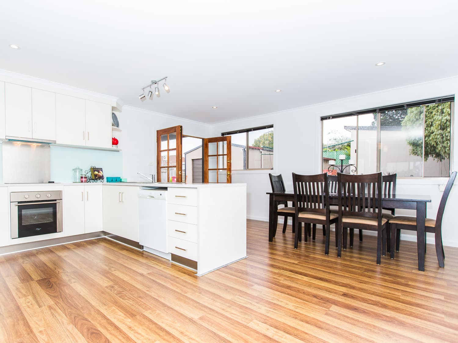 14 Sisson Street, Youngtown, Youngtown - Thumbnail 3