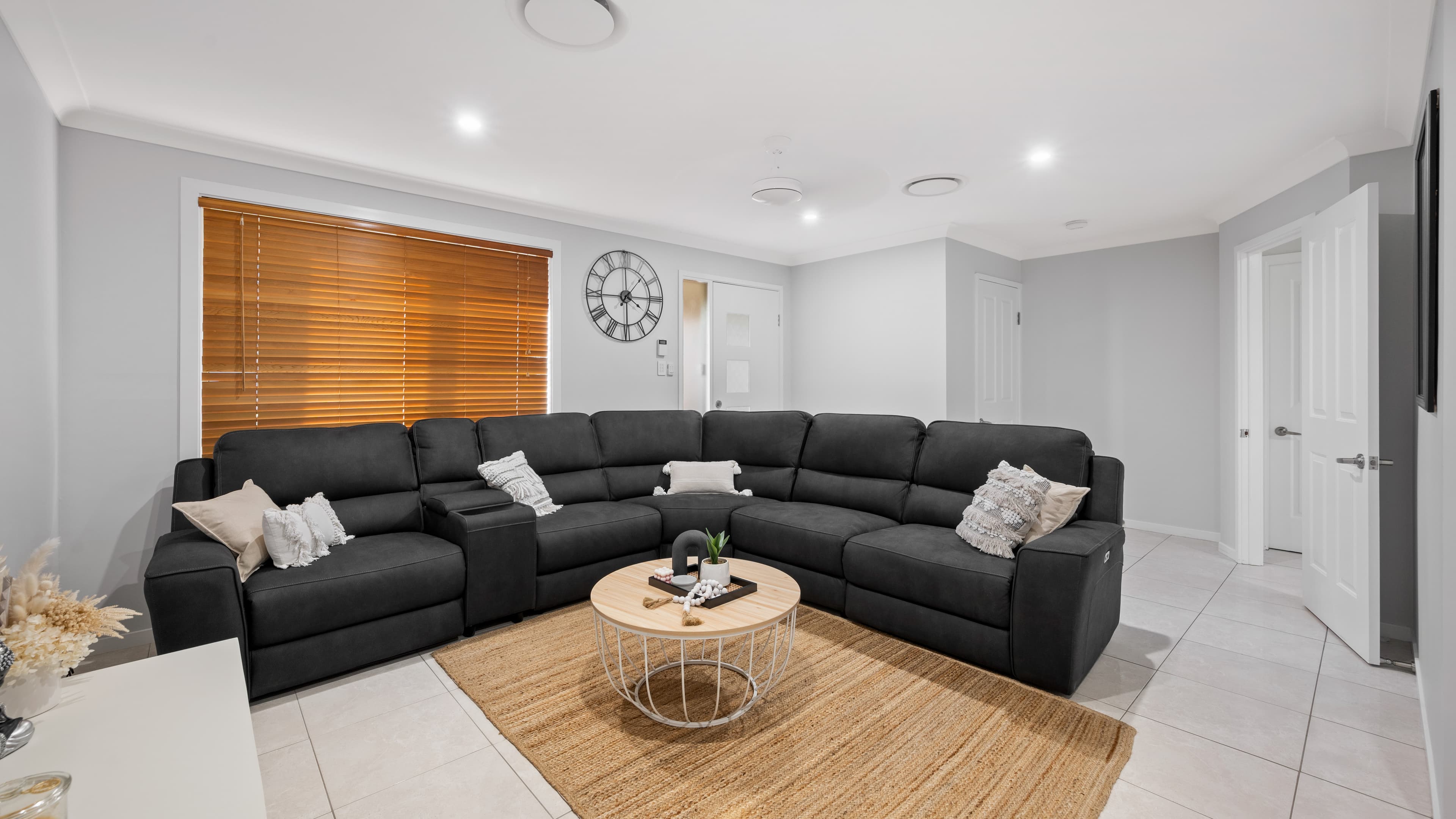 17 Barry Coe Place, Cranebrook, Cranebrook - Thumbnail 2