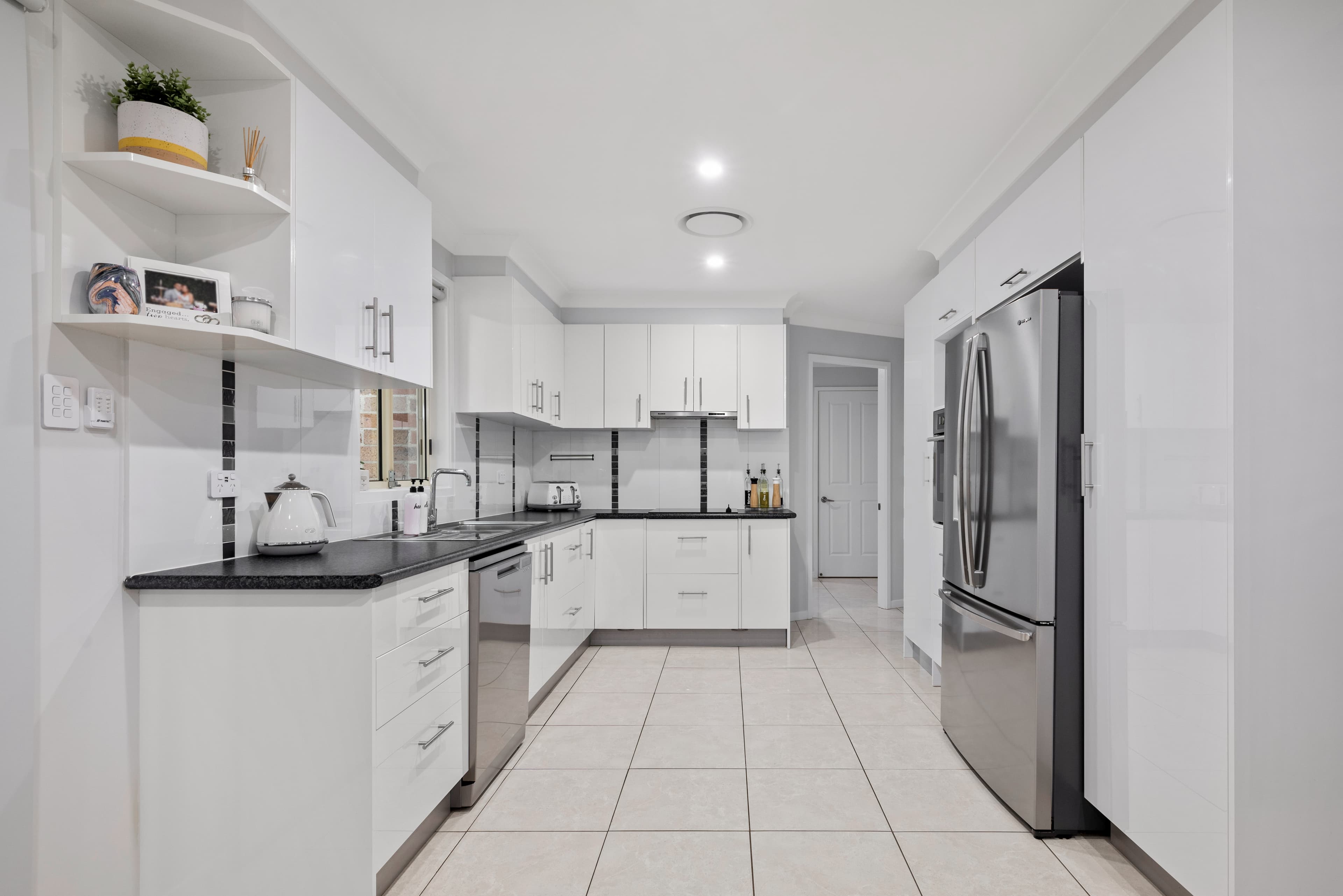 17 Barry Coe Place, Cranebrook, Cranebrook - Thumbnail 5