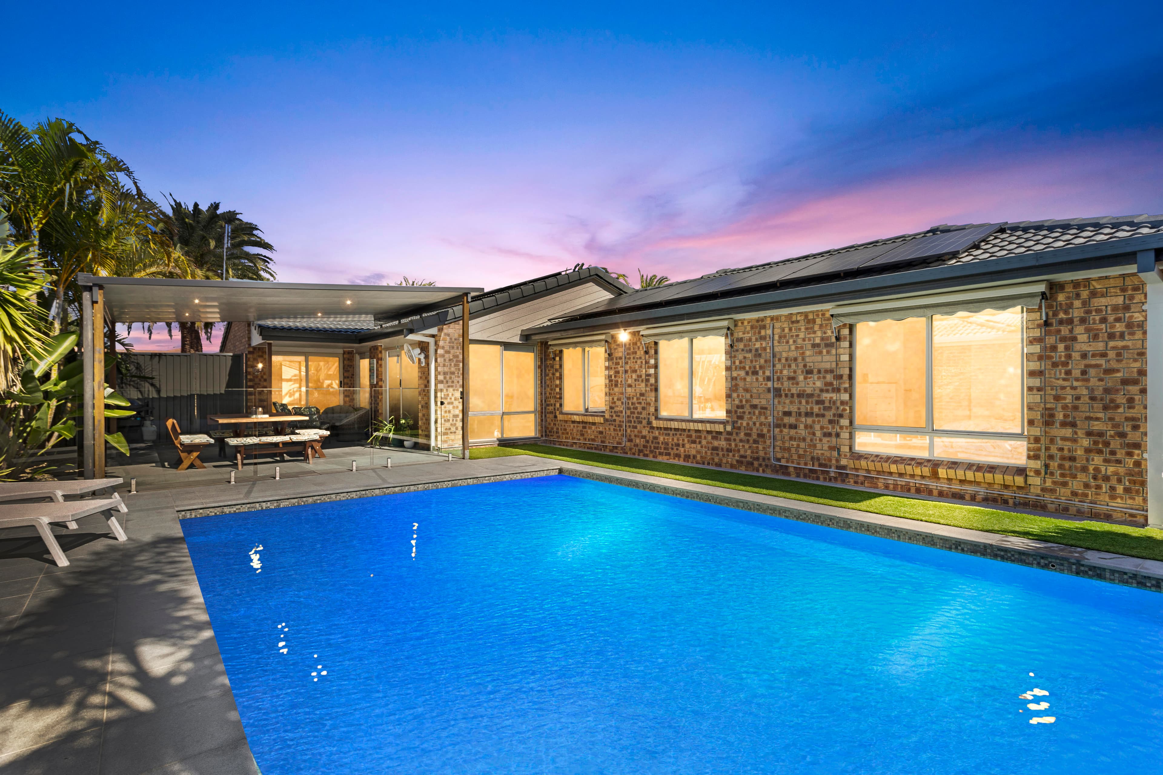 4 Prinia Place, Burleigh Waters, Burleigh Waters - Image 1