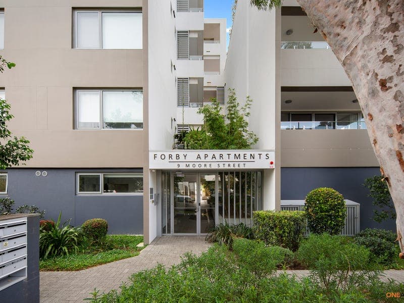 2/9 Moore Street, Sutherland, Sutherland - Image 1
