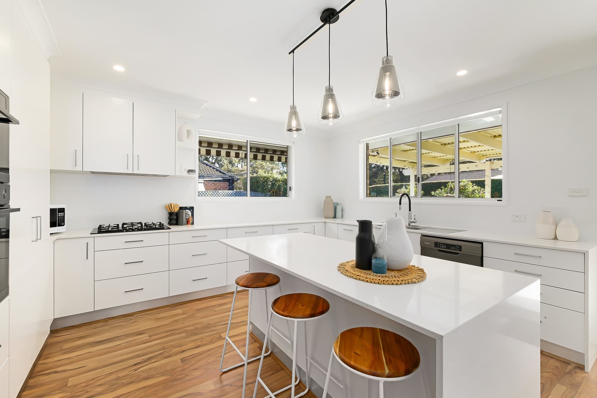 25 Woodview Avenue, Lisarow, Lisarow - Thumbnail 2