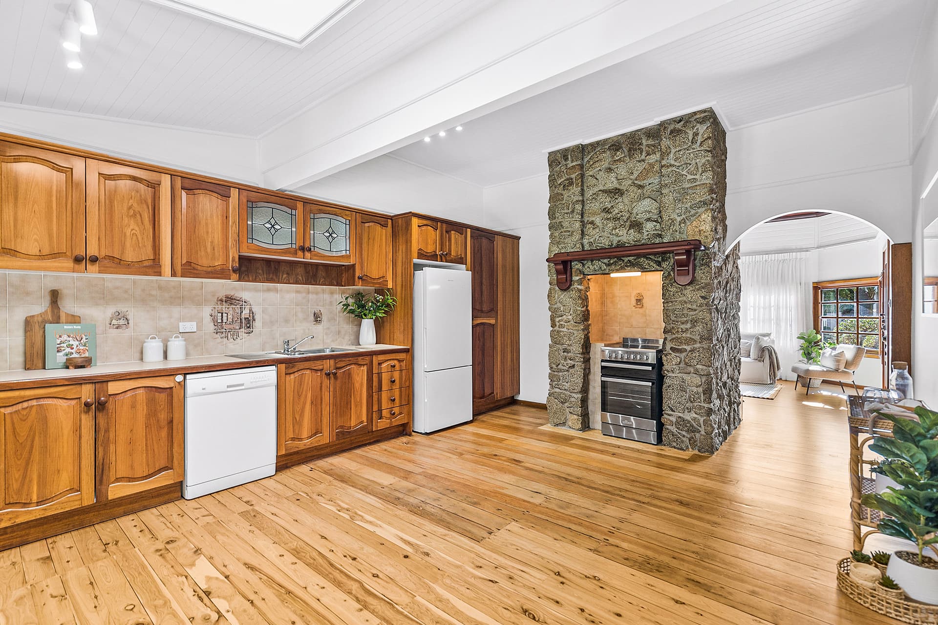 10 Moore Street, Austinmer, Austinmer - Thumbnail 6