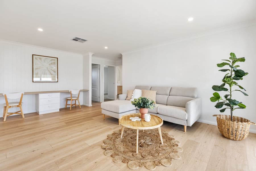 39 VALENCIA Drive, Gobbagombalin, Gobbagombalin - Thumbnail 8