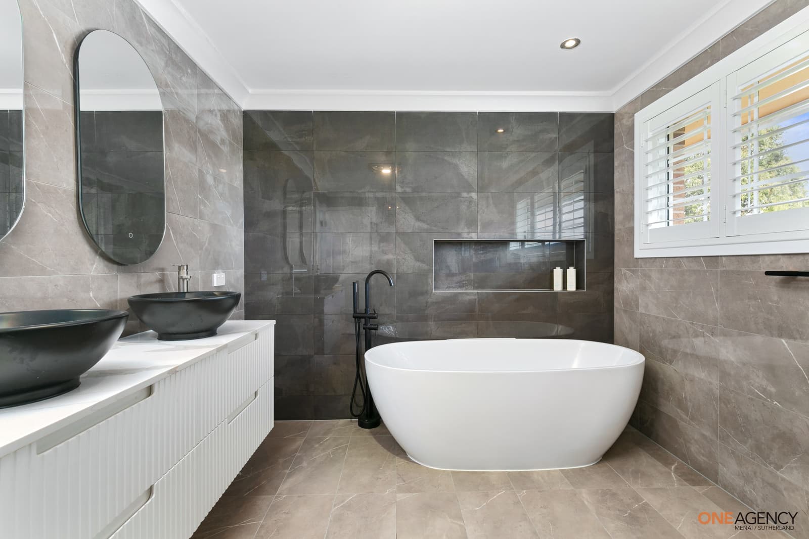 8 Ferrier Drive, Menai, Menai - Thumbnail 8