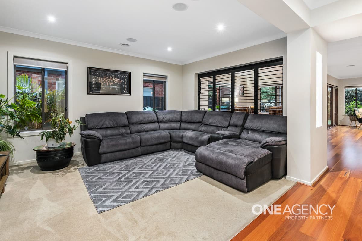 123 Featherbrook Drive, Point Cook, Point Cook - Thumbnail 3