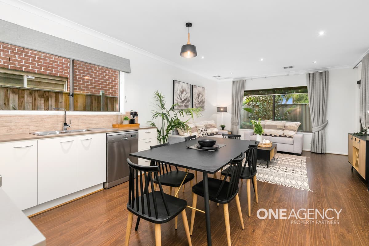 16 Suva Street, Point Cook, Point Cook - Thumbnail 2