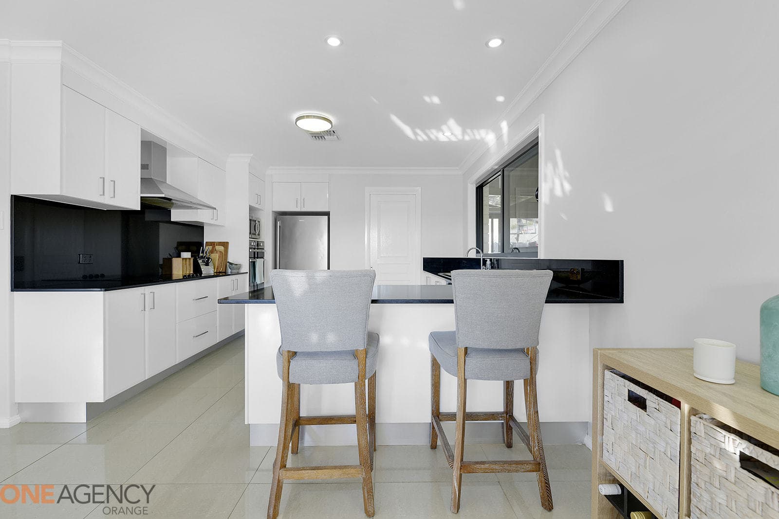 12 Collins Way, Orange, Orange - Thumbnail 3