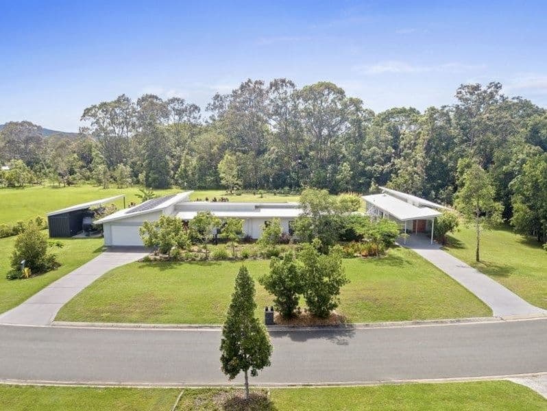 15-23 Golden Valley Place, Valdora, Valdora - Image 1