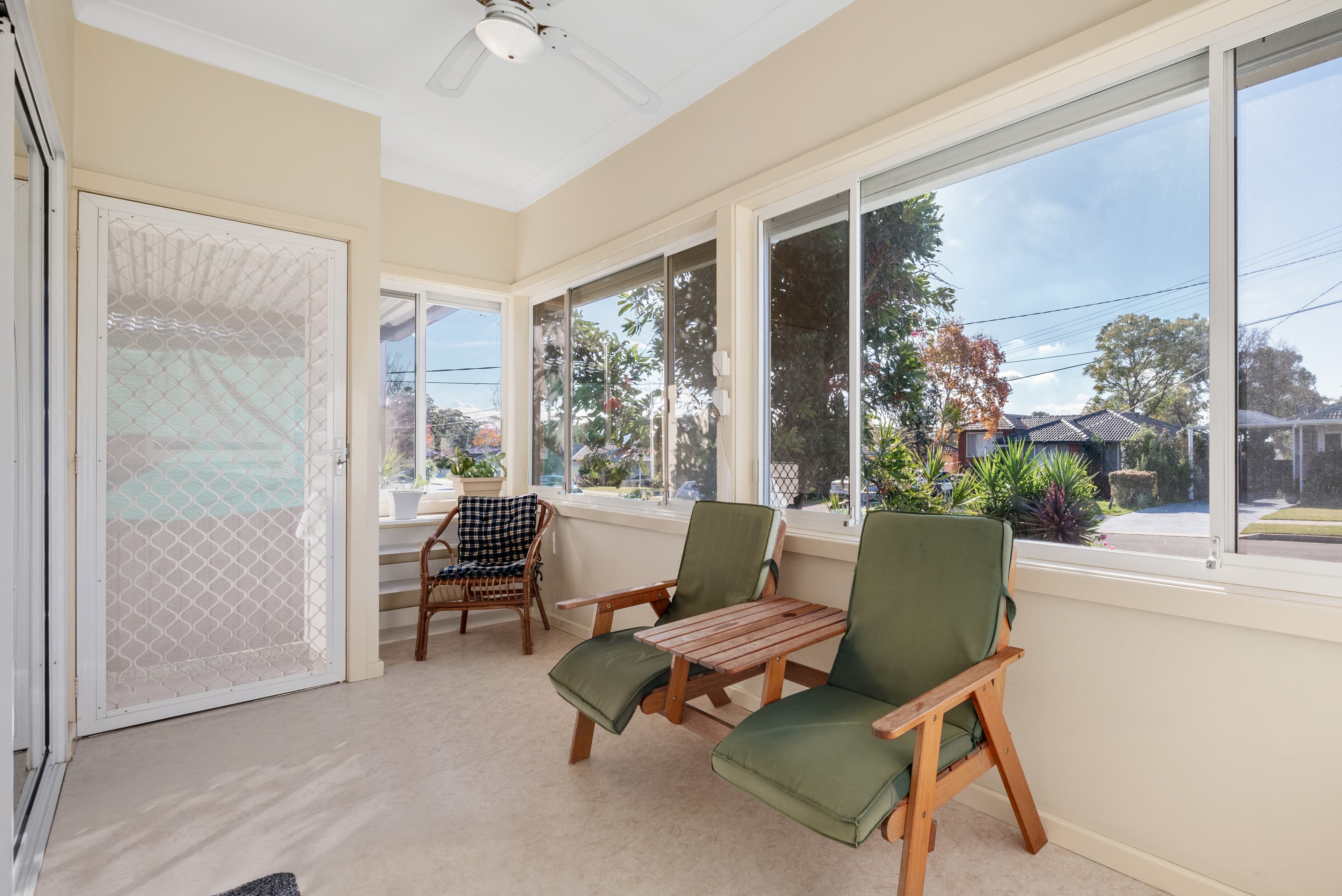 8 Upton Street, South Penrith, South Penrith - Thumbnail 2