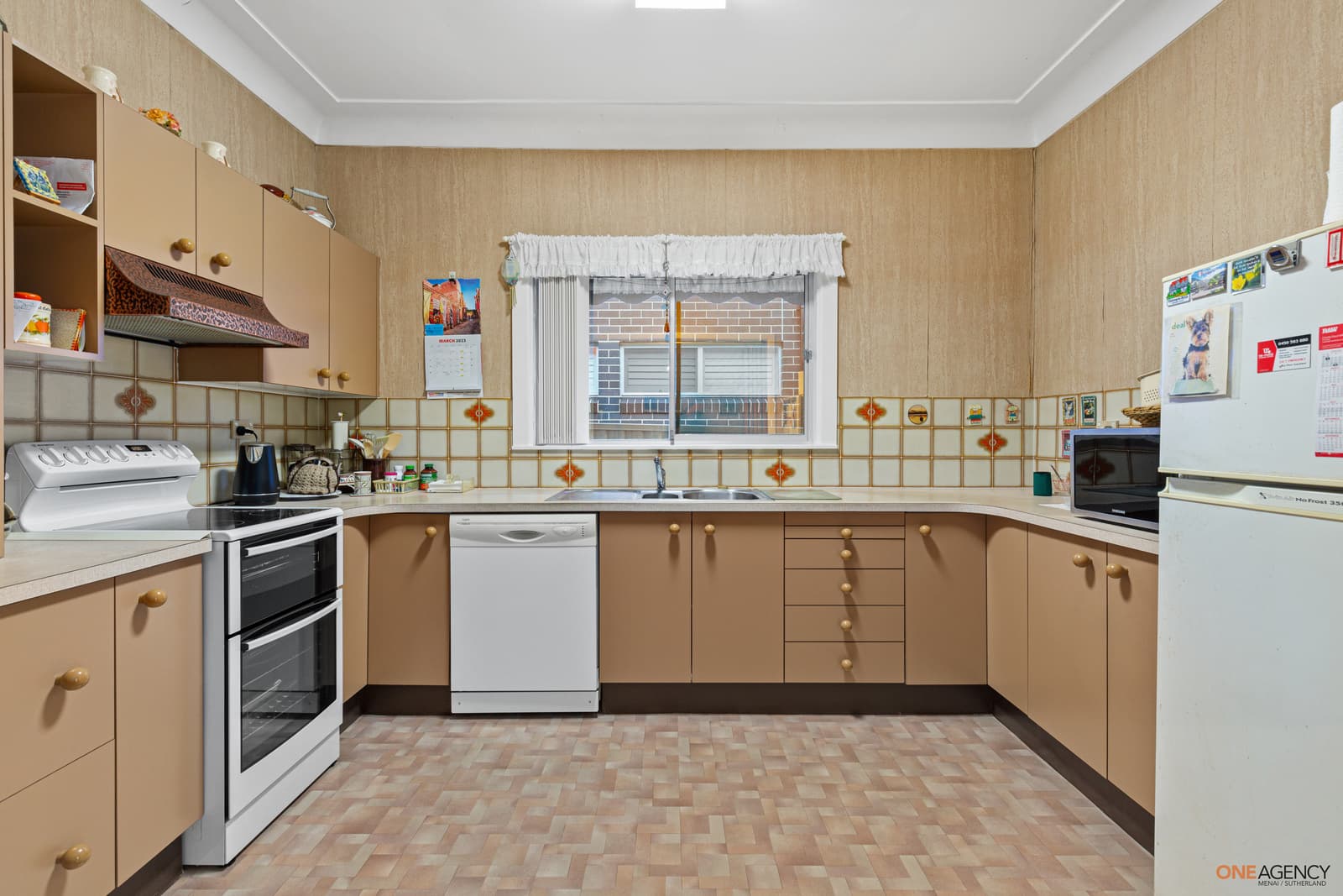 18 Burns Road, Picnic Point, Picnic Point - Thumbnail 7