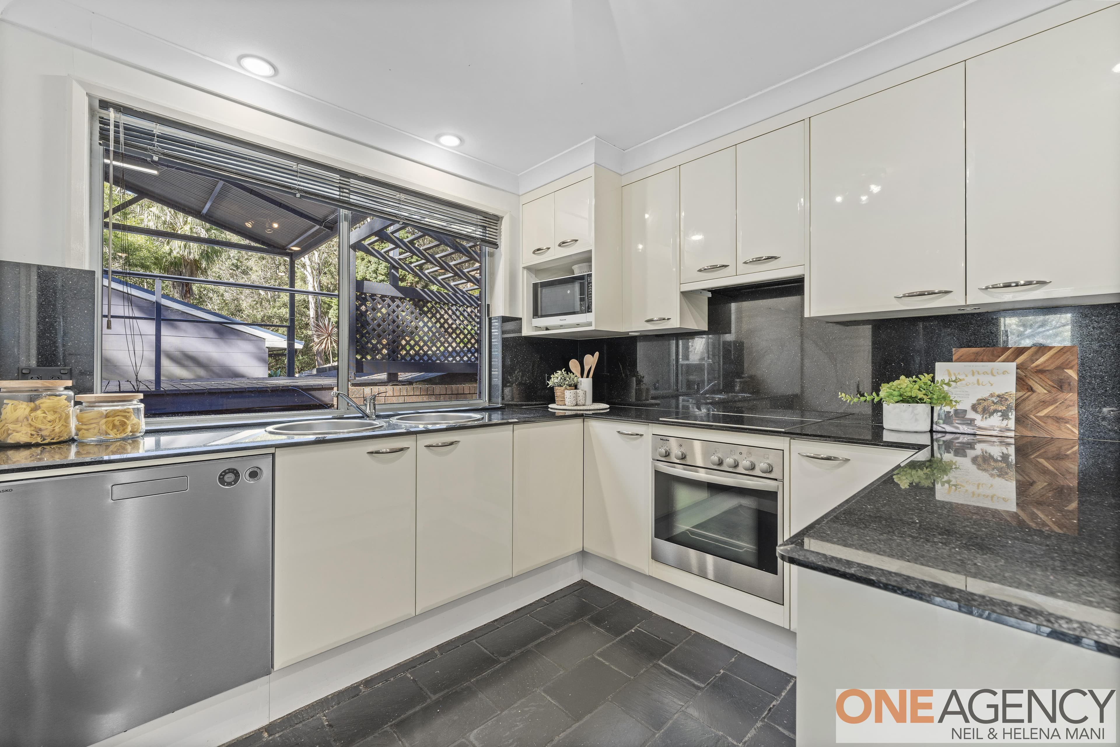 10 Rose Gum Lane, North Gosford, North Gosford - Thumbnail 6