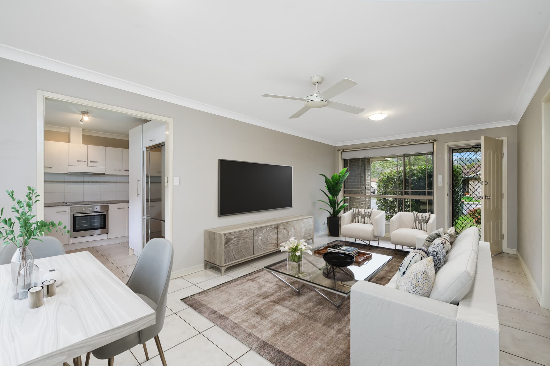 1/11 Casula Place, Ourimbah, Ourimbah - Thumbnail 2