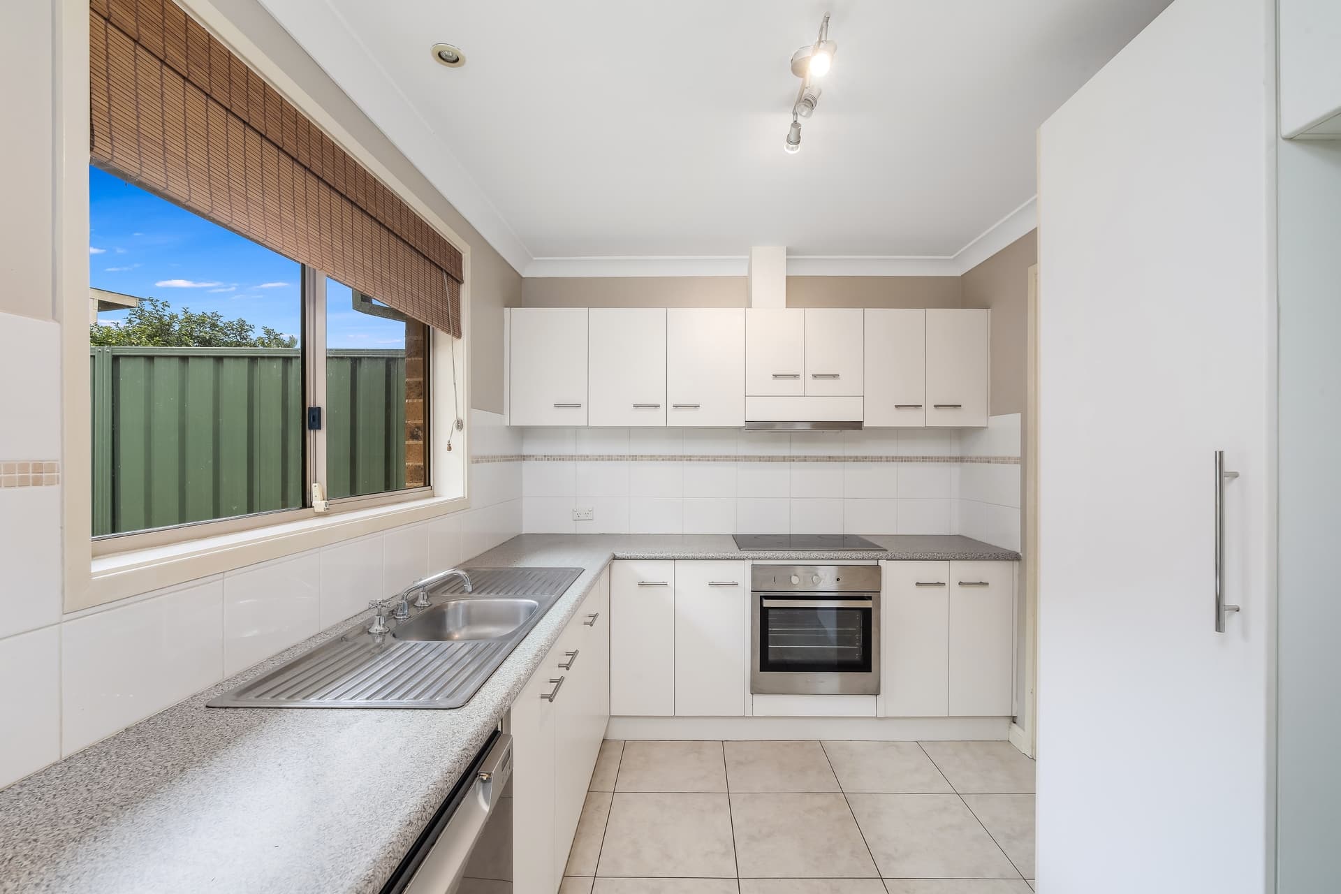 1/11 Casula Place, Ourimbah, Ourimbah - Thumbnail 3