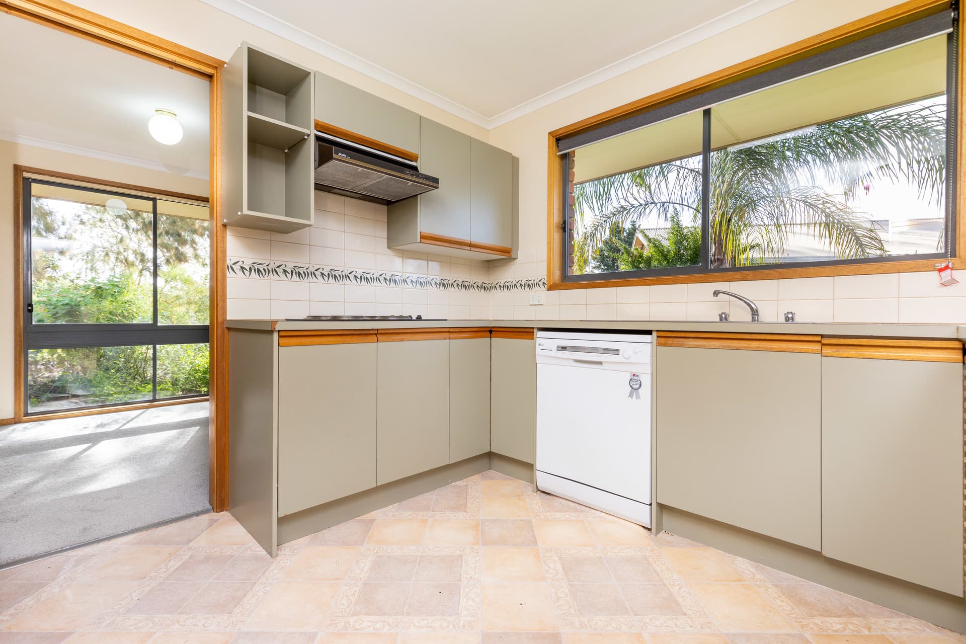 28 Riverside Avenue, Mildura, Mildura - Thumbnail 3
