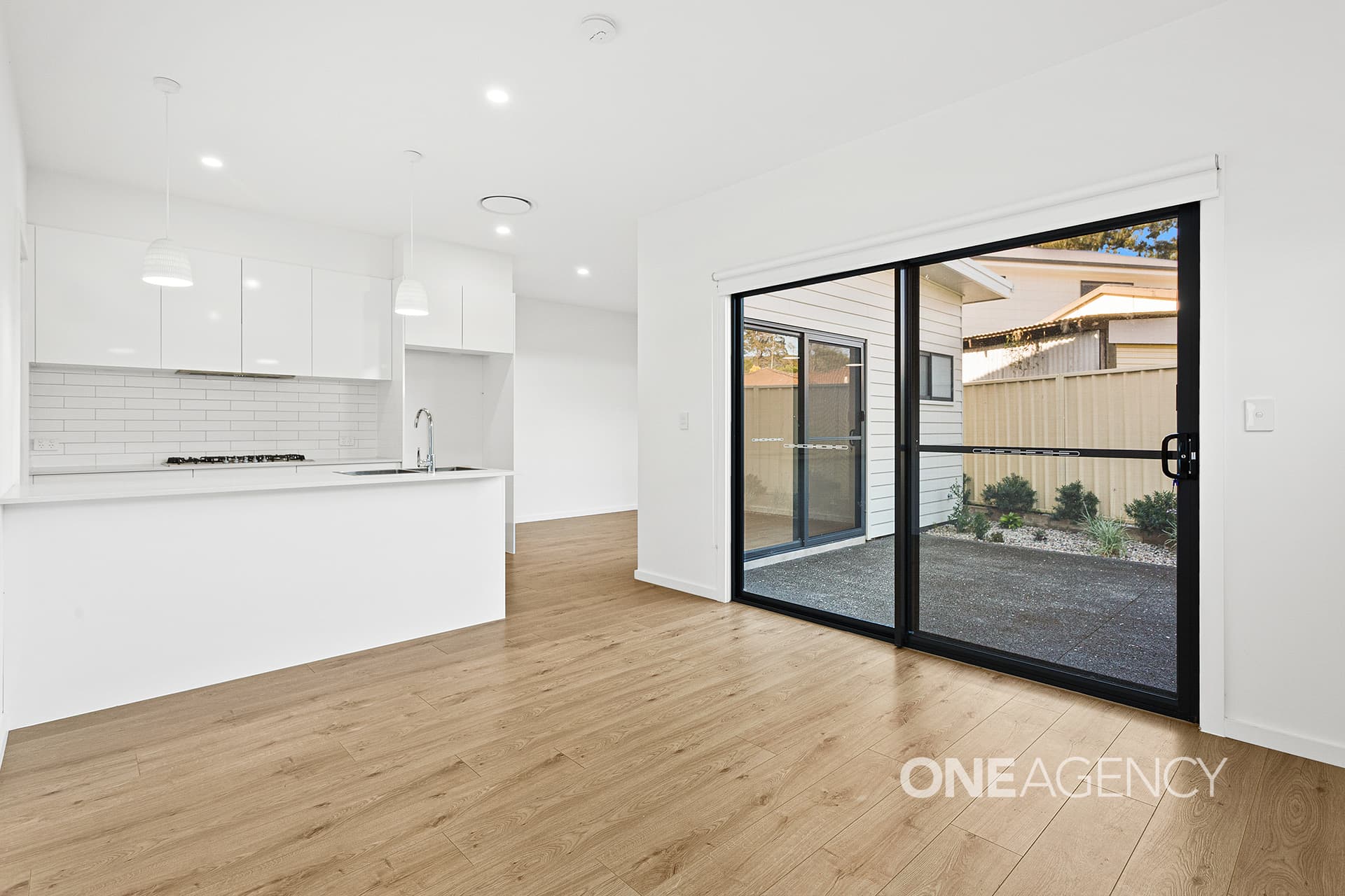 4/8 Fraser Crescent, Albion Park, Albion Park - Thumbnail 3
