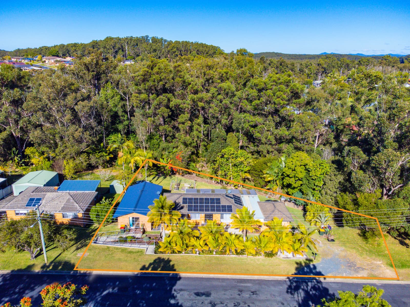 42 Linden Avenue, Toormina, Toormina - Thumbnail 3