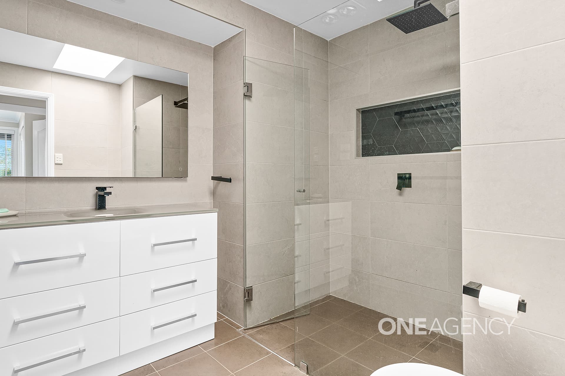 11 Devlin Avenue, North Nowra, North Nowra - Thumbnail 3