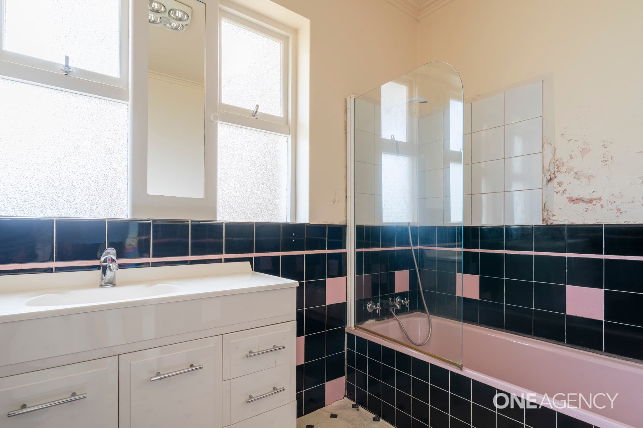 10 West Street, Upper Burnie, Upper Burnie - Thumbnail 6