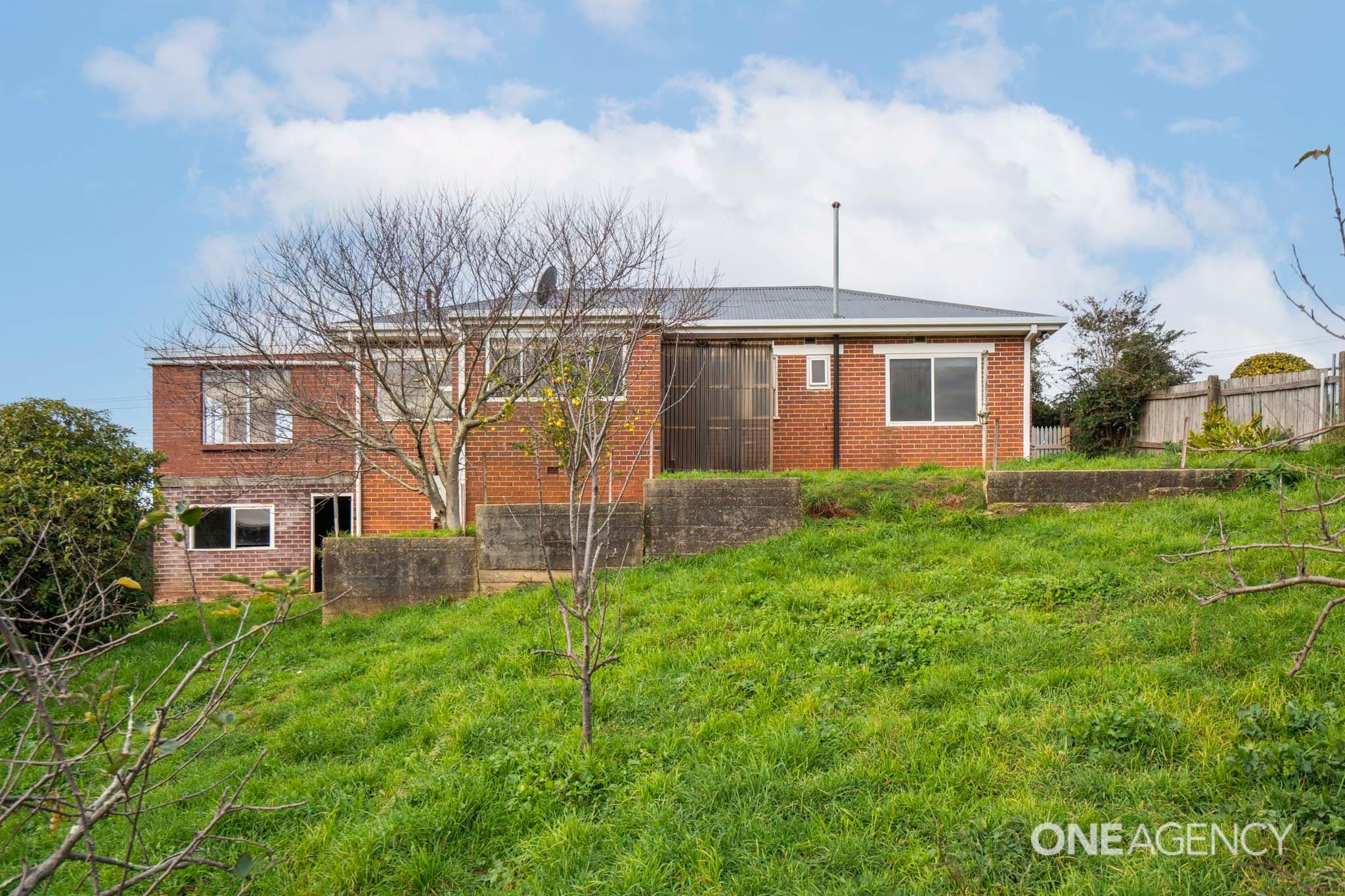 10 West Street, Upper Burnie, Upper Burnie - Thumbnail 7