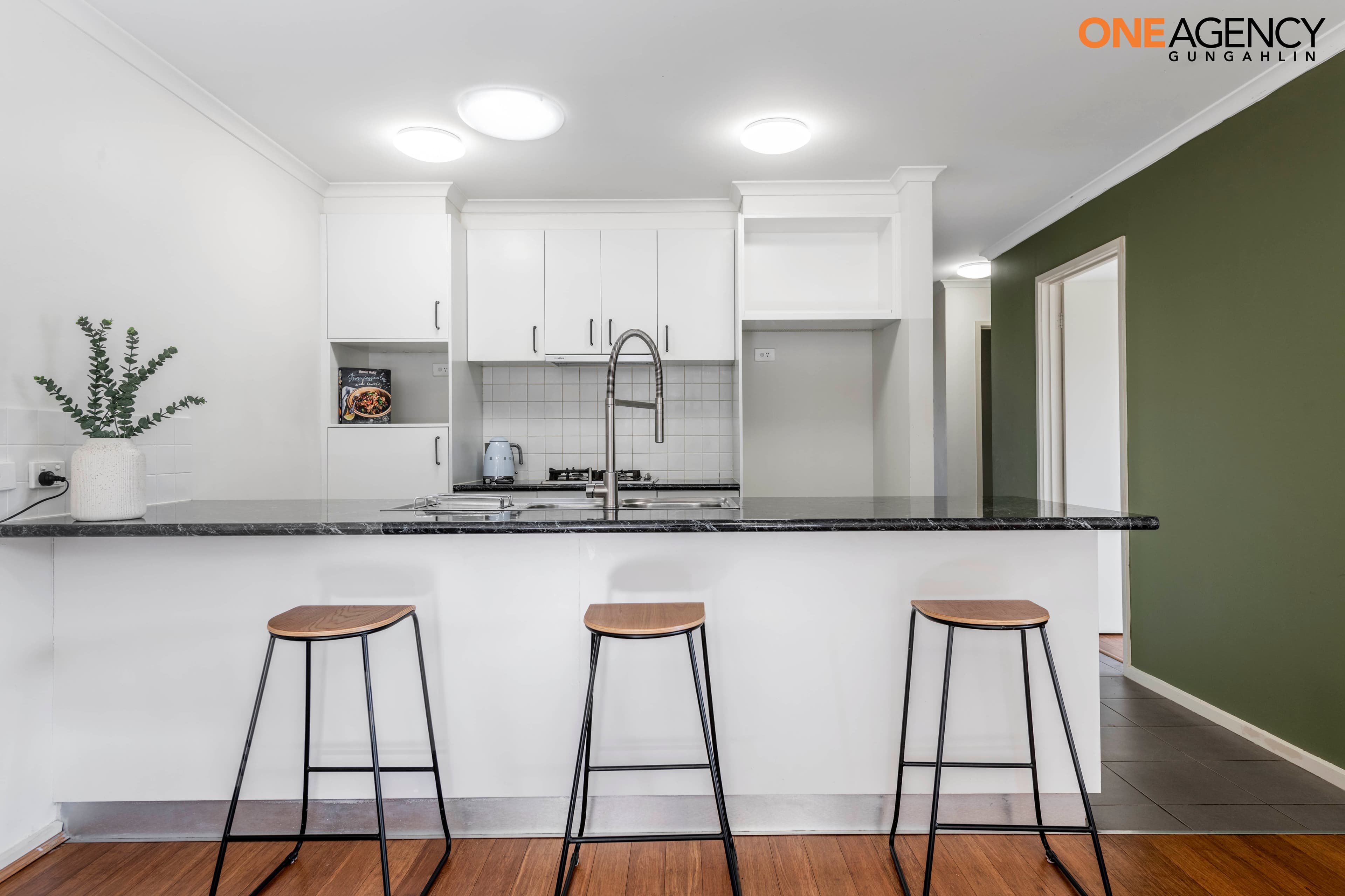 2 Grosvenor Street, Casey, Casey - Thumbnail 4