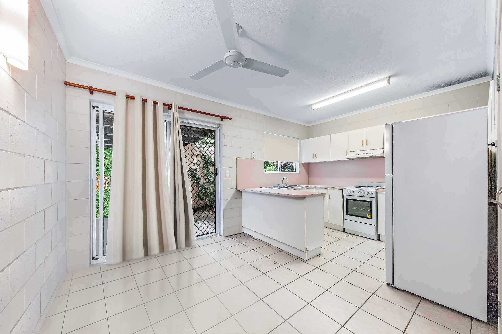 4/11 Island Drive, Cannonvale, Cannonvale - Thumbnail 6