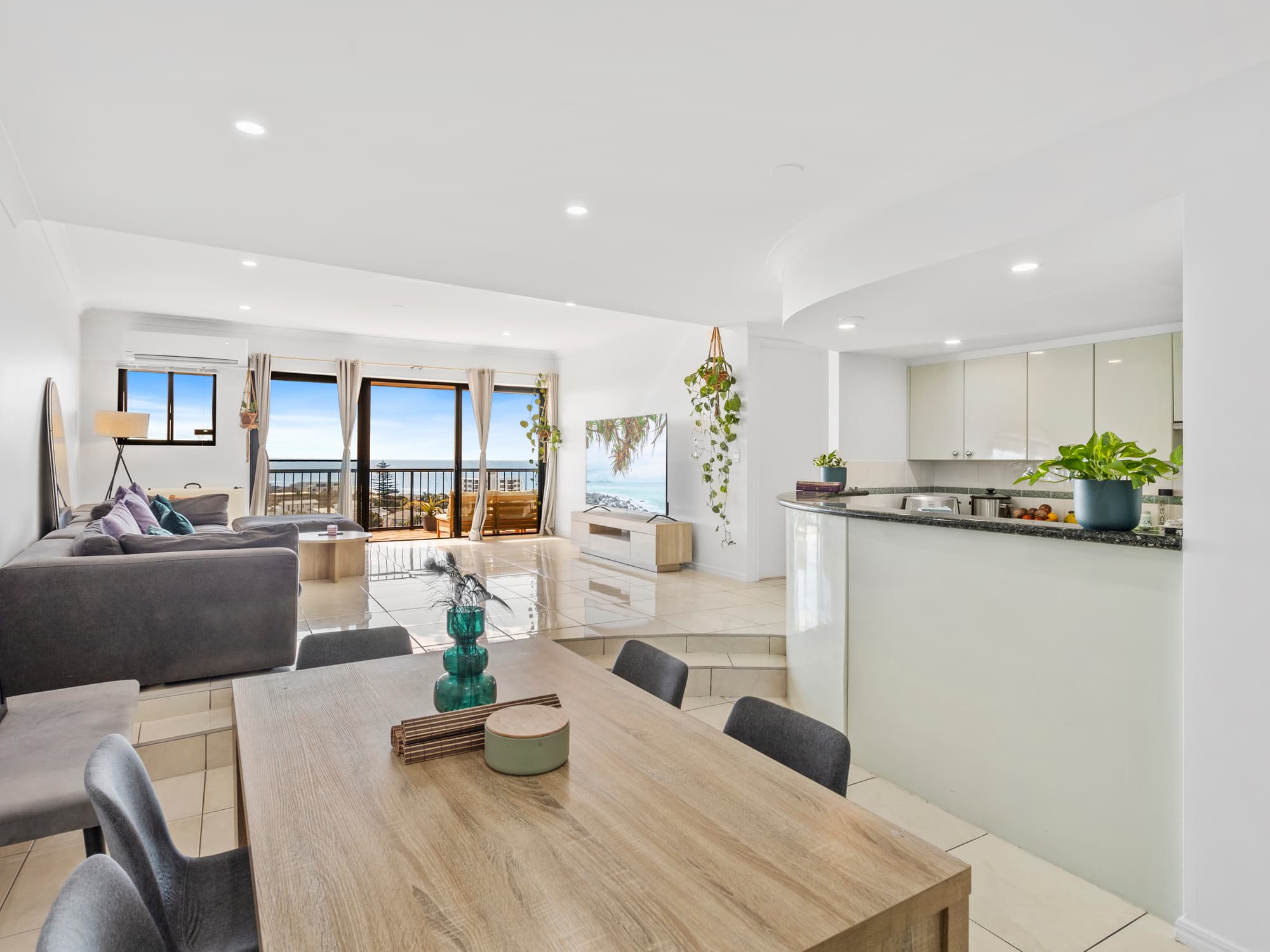 36A/1 Great Hall Drive, Miami, Miami - Thumbnail 2