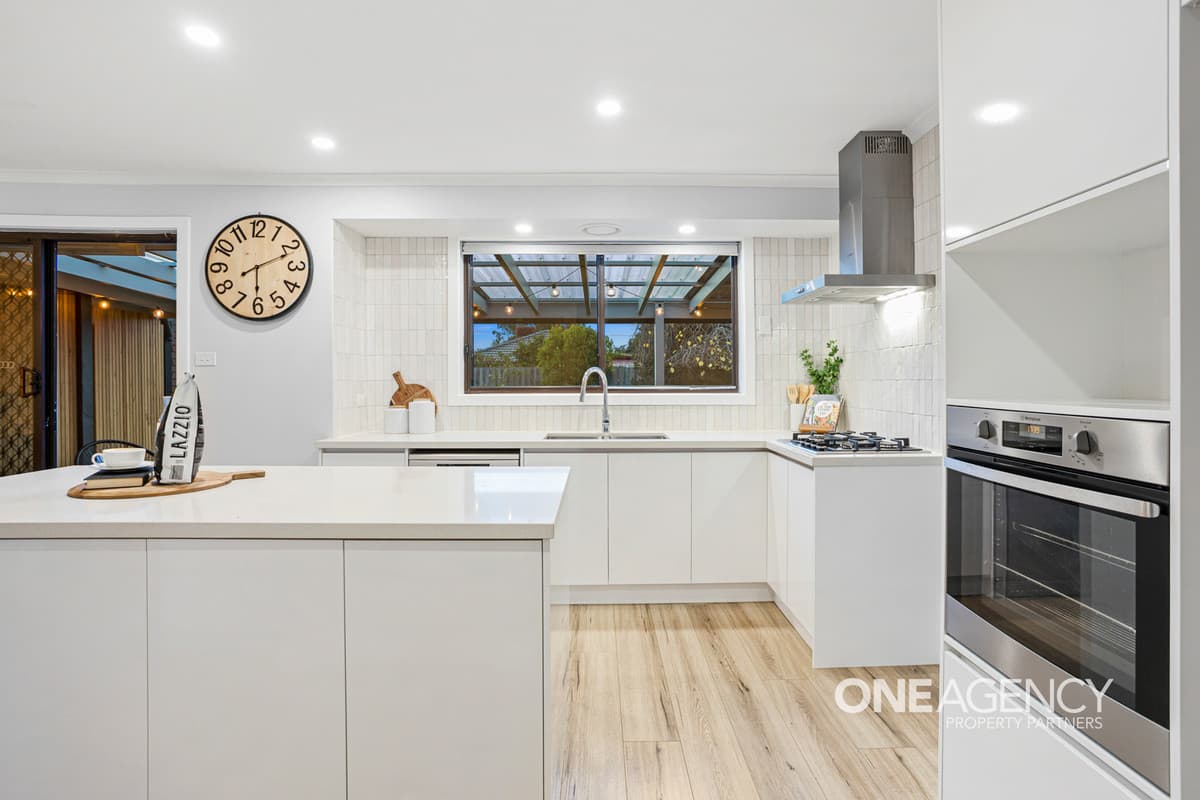 14 Hoddle Way, Altona Meadows, Altona Meadows - Thumbnail 5