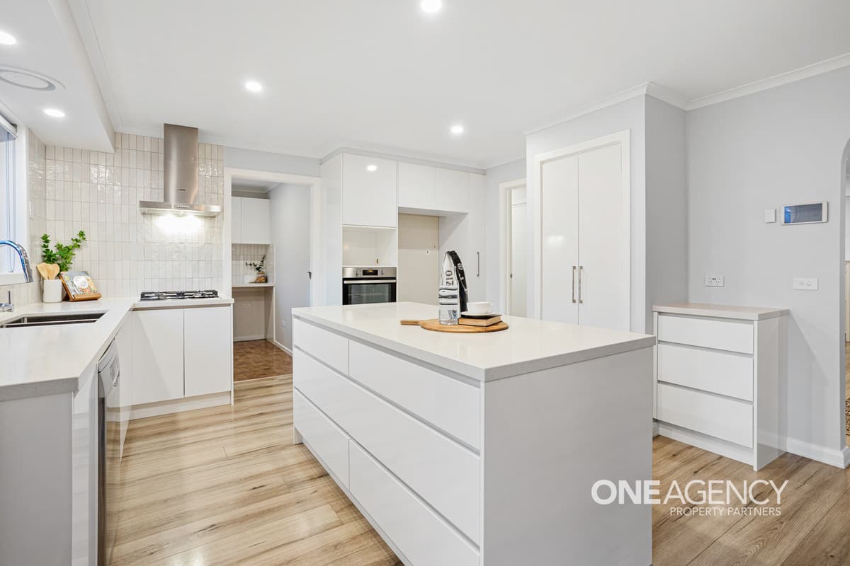 14 Hoddle Way, Altona Meadows, Altona Meadows - Thumbnail 6