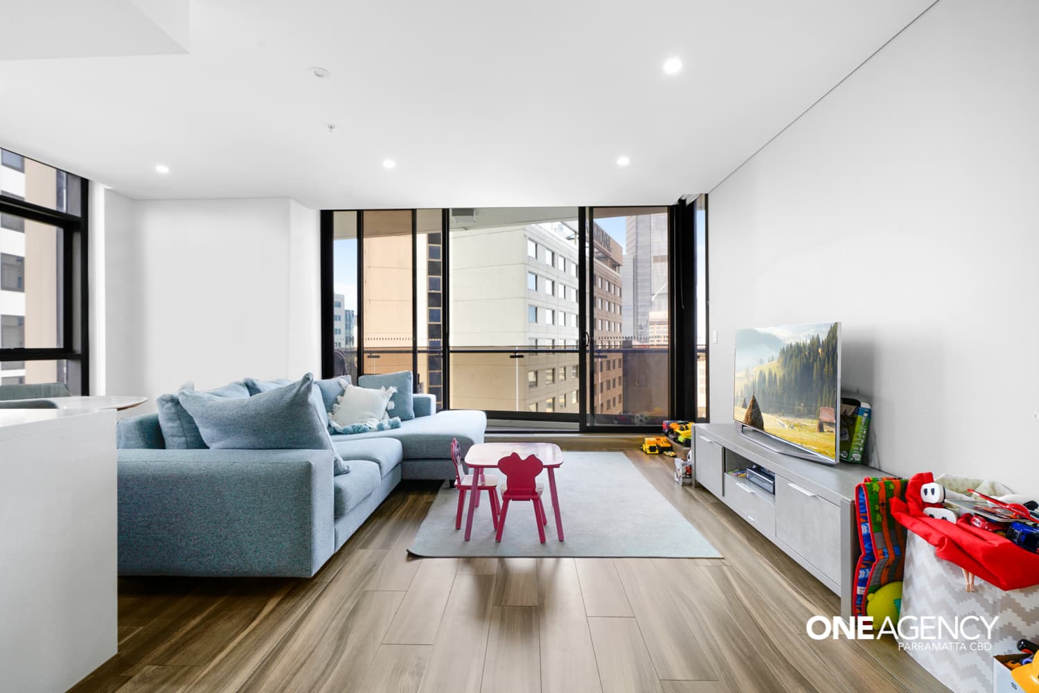 805/330 Church Street, Parramatta, Parramatta - Thumbnail 5