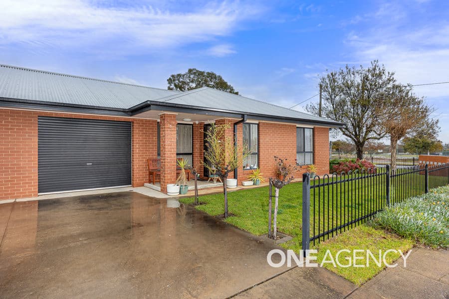 1/2-4 MACQUARIE Street, Mount Austin, Mount Austin - Image 1