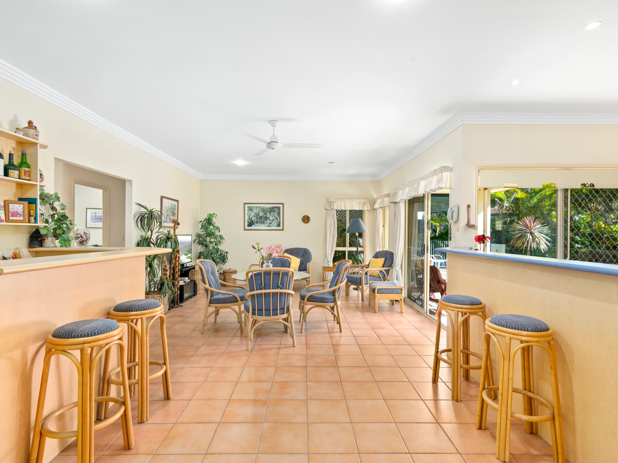 115 Dunlin Drive, Burleigh Waters, Burleigh Waters - Thumbnail 5