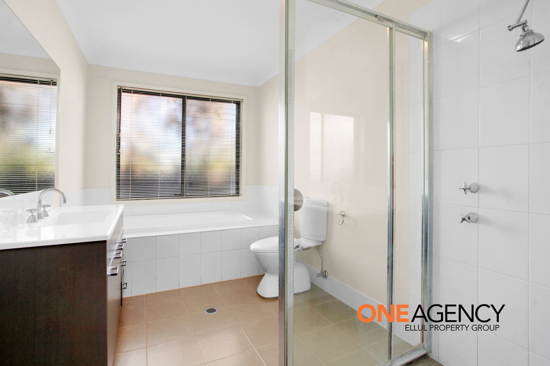 35 Ingleburn Gardens Drive, Bardia, Bardia - Thumbnail 6