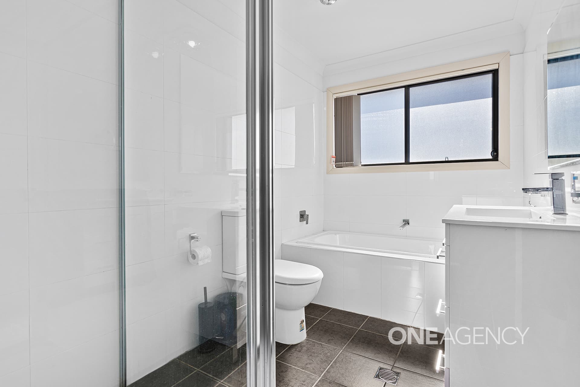 5A & 5B The Rise, Dapto, Dapto - Thumbnail 5