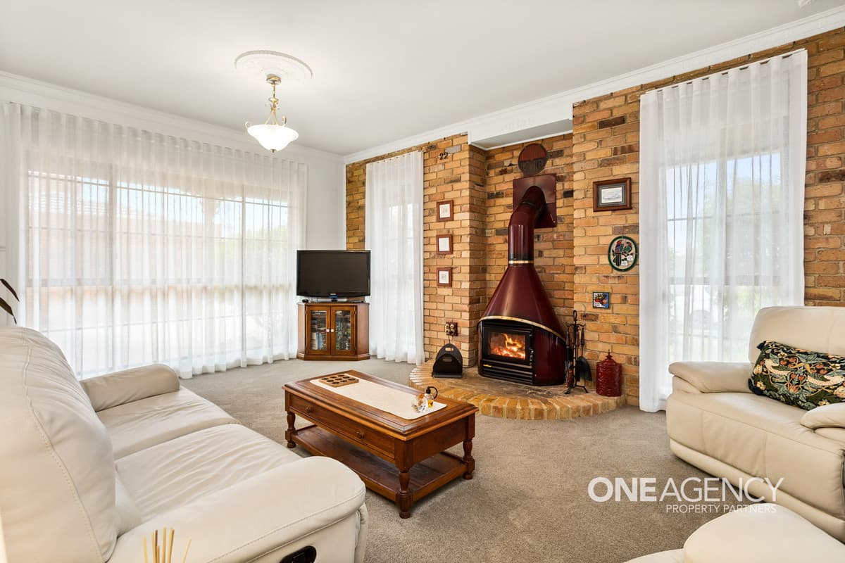 6 Gowrie Court, Seabrook, Seabrook - Thumbnail 4