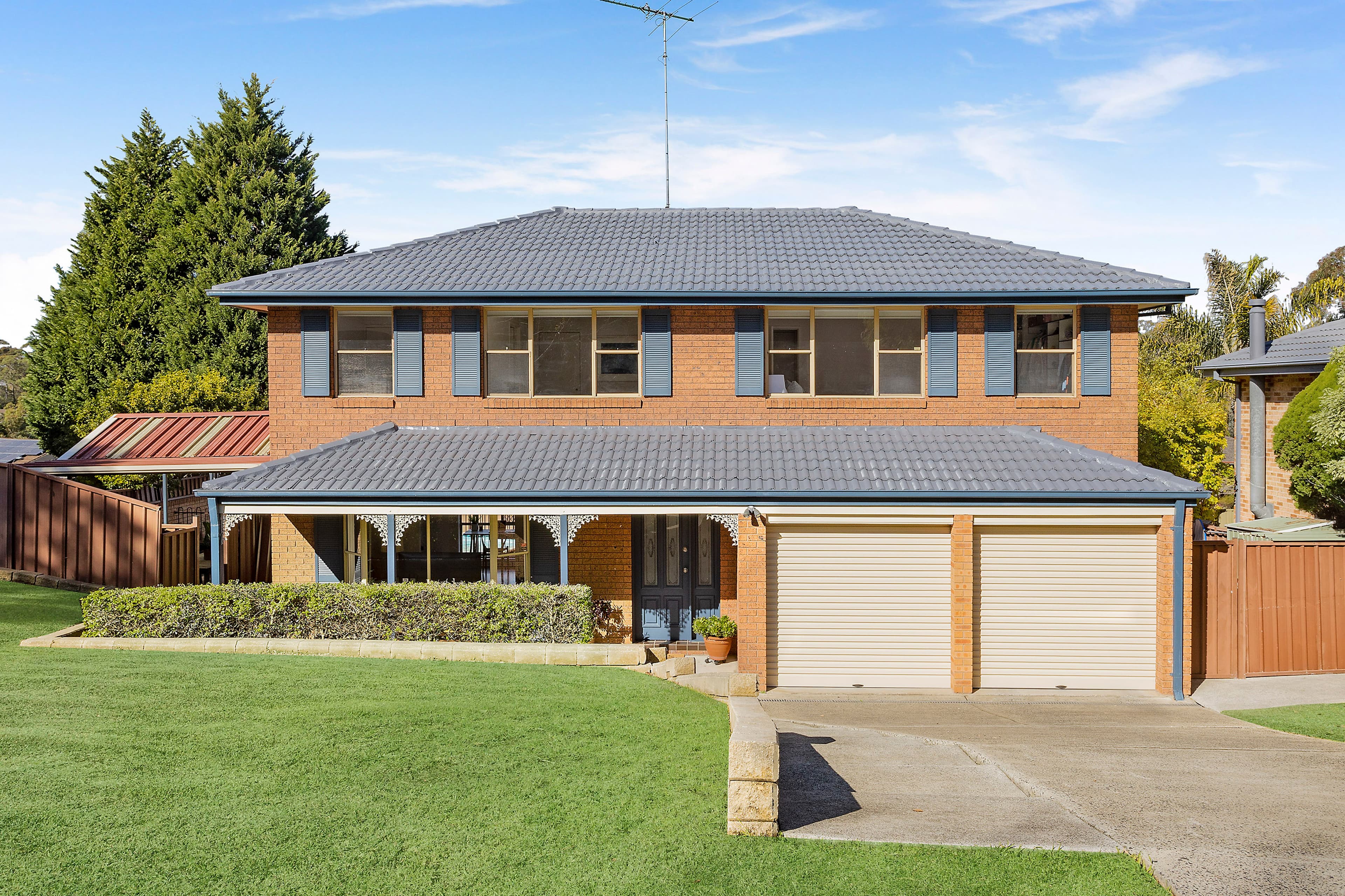 3 Phoenix Place, Illawong, Illawong - Image 1